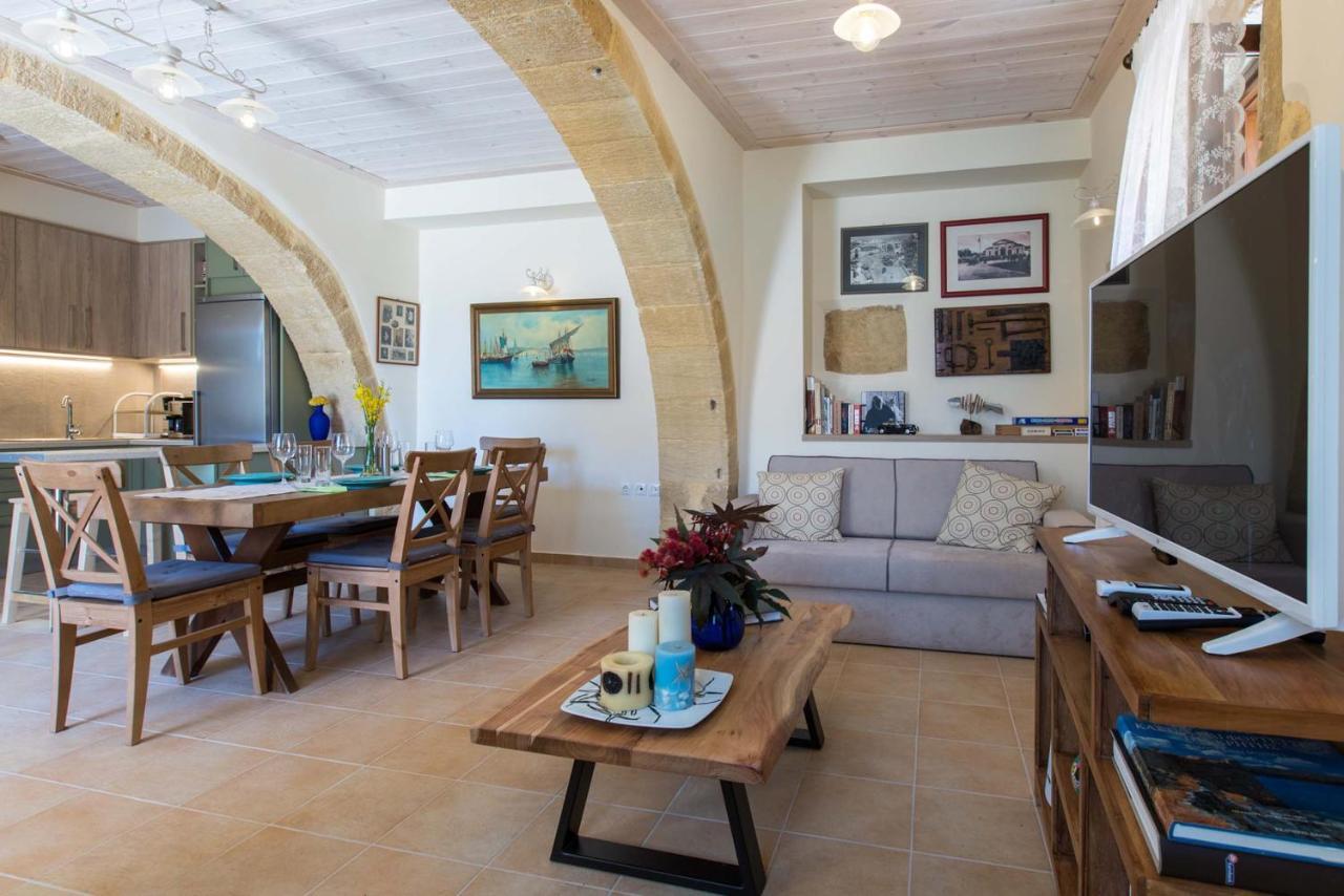 Villa Theta Dhrapaniás Dış mekan fotoğraf